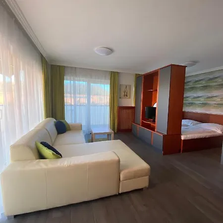 Cafe Relax Apartment *