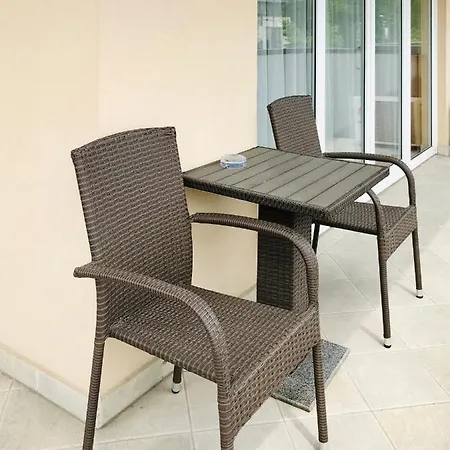 Cafe Relax Apartment *
