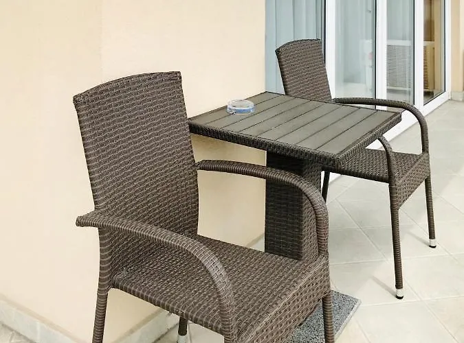 Cafe Relax Apartment *